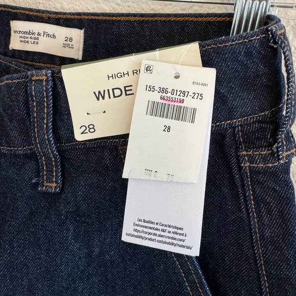 NWT Abercrombie & Fitch High Rise Wide Leg Trouser Jean in Rinse Wash - Picture 12 of 13